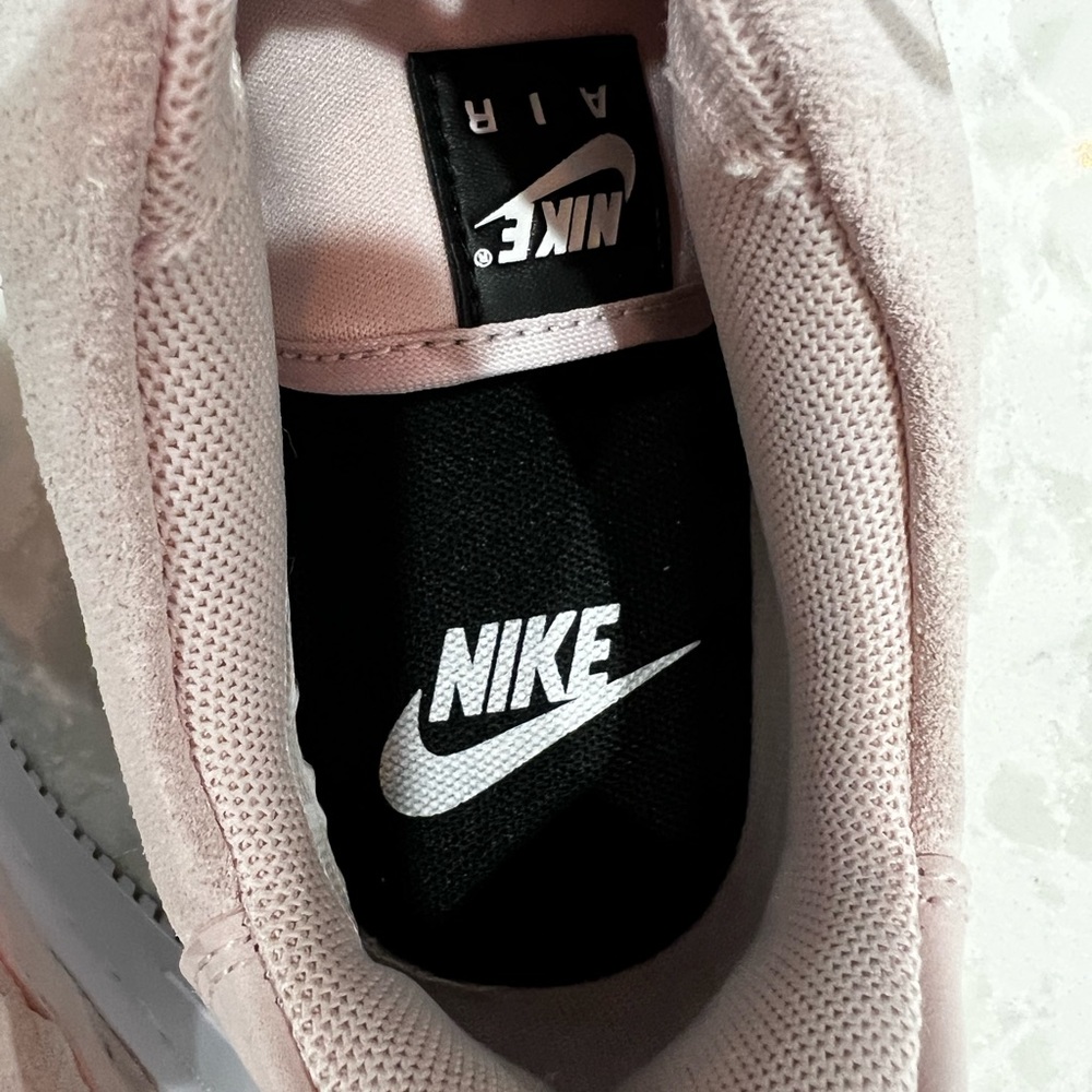 suede nike air force 1 pink